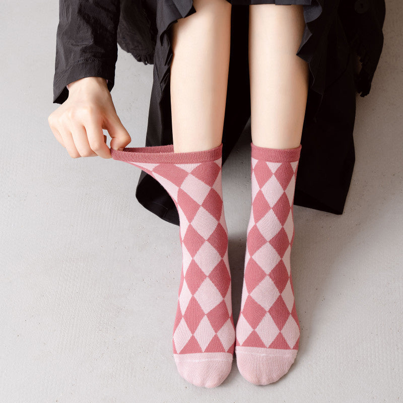 Women's Vintage Argyle Pattern Mid-Calf Socks