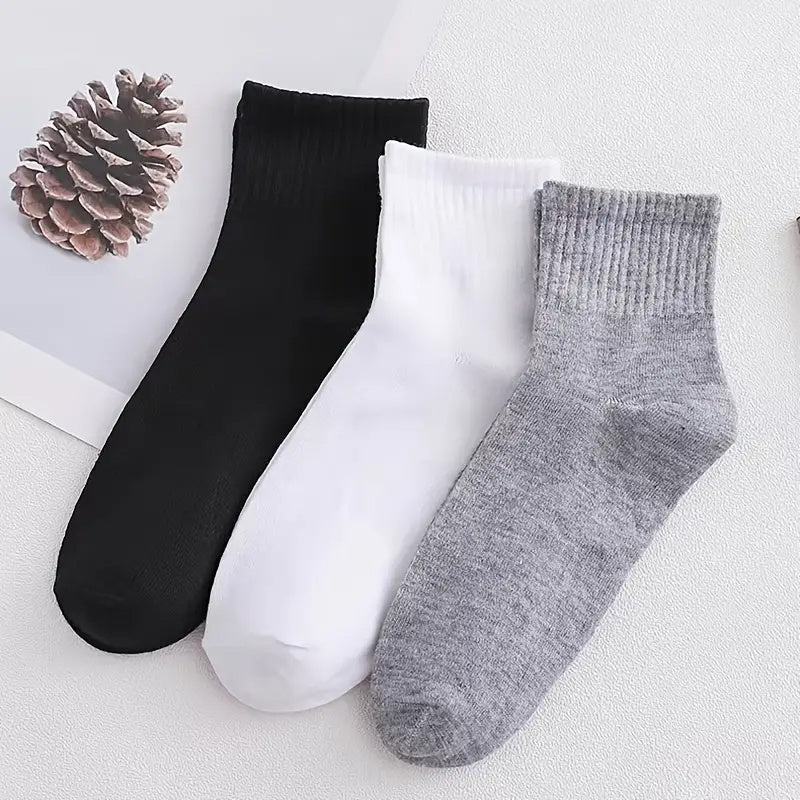 6 Pairs Unisex Disposable Breathable & Warm Travel Socks for Men & Women