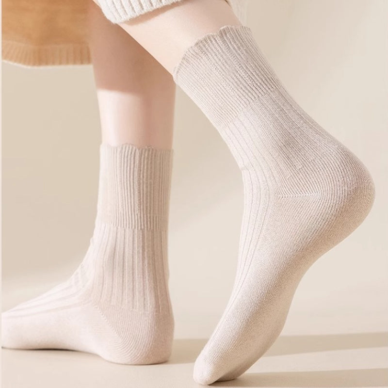Women’s Loose Fit Non-Binding Socks – Soft Cotton Blend Comfort Socks for Swollen Feet, Elderly & Pregnancy Care