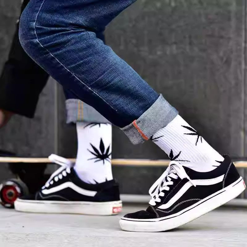 Weed Leaf Printed Cotton Crew Boot Scoks Maple Leaf Athletic Hiking Socks